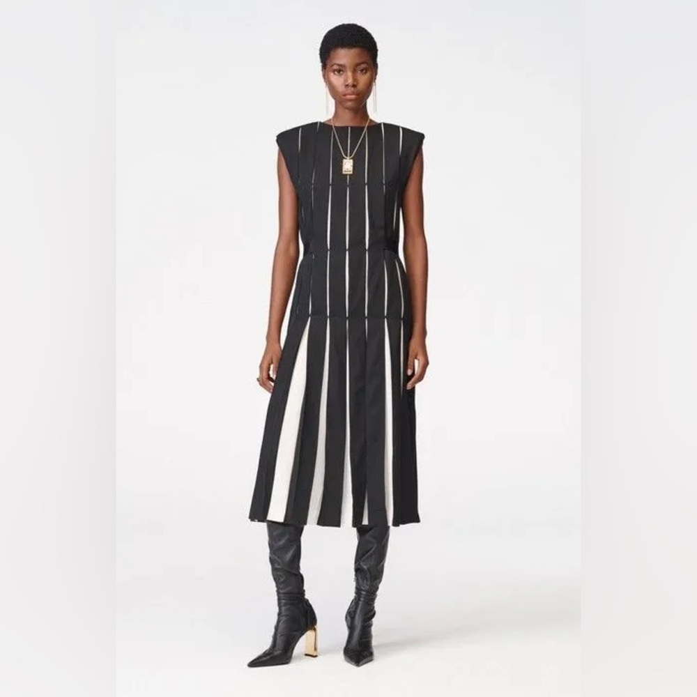 Zara LIMITED EDITION WOOL BLEND BOX PLEAT DRESS. Black. Size XS. New with Tags. - Picture 9 of 17